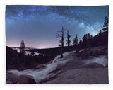 Flowing Dreams - Emerald Bay By Brad Scott - Blanket